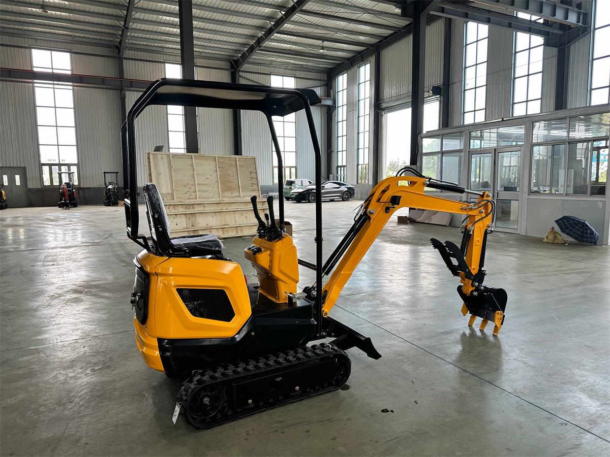 Kahapon, dalawang mini excavator ang naipadala sa Germany.
