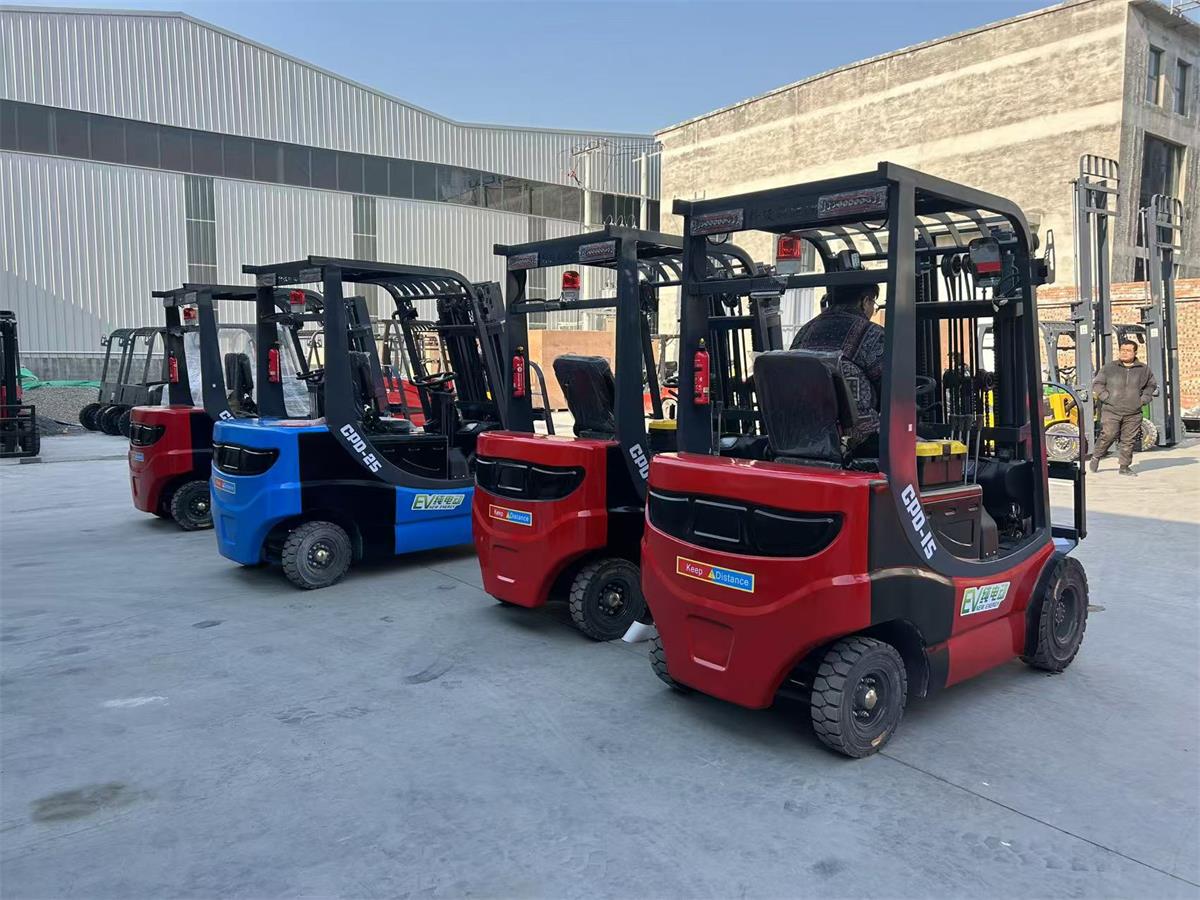 electric forklift