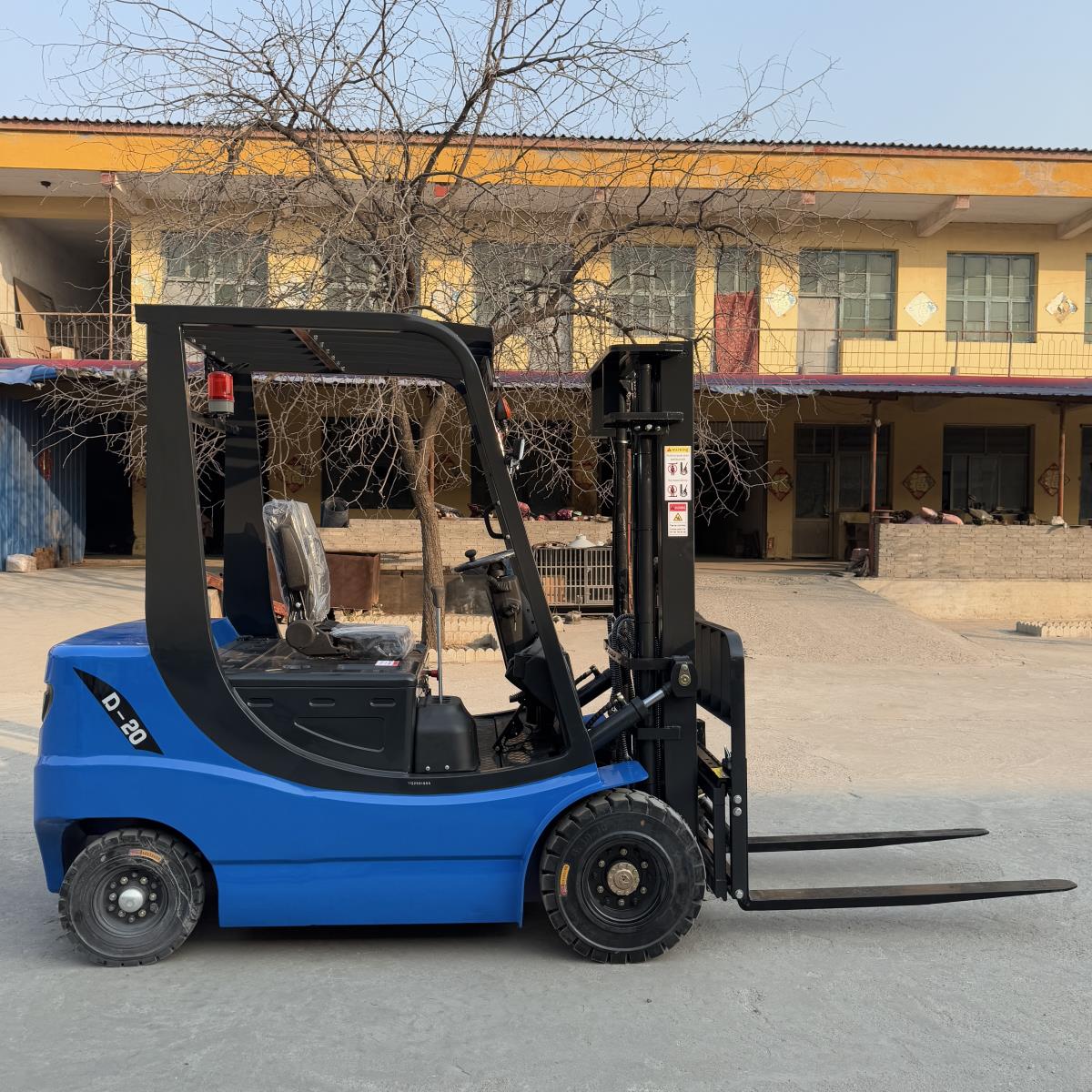 electric forklift