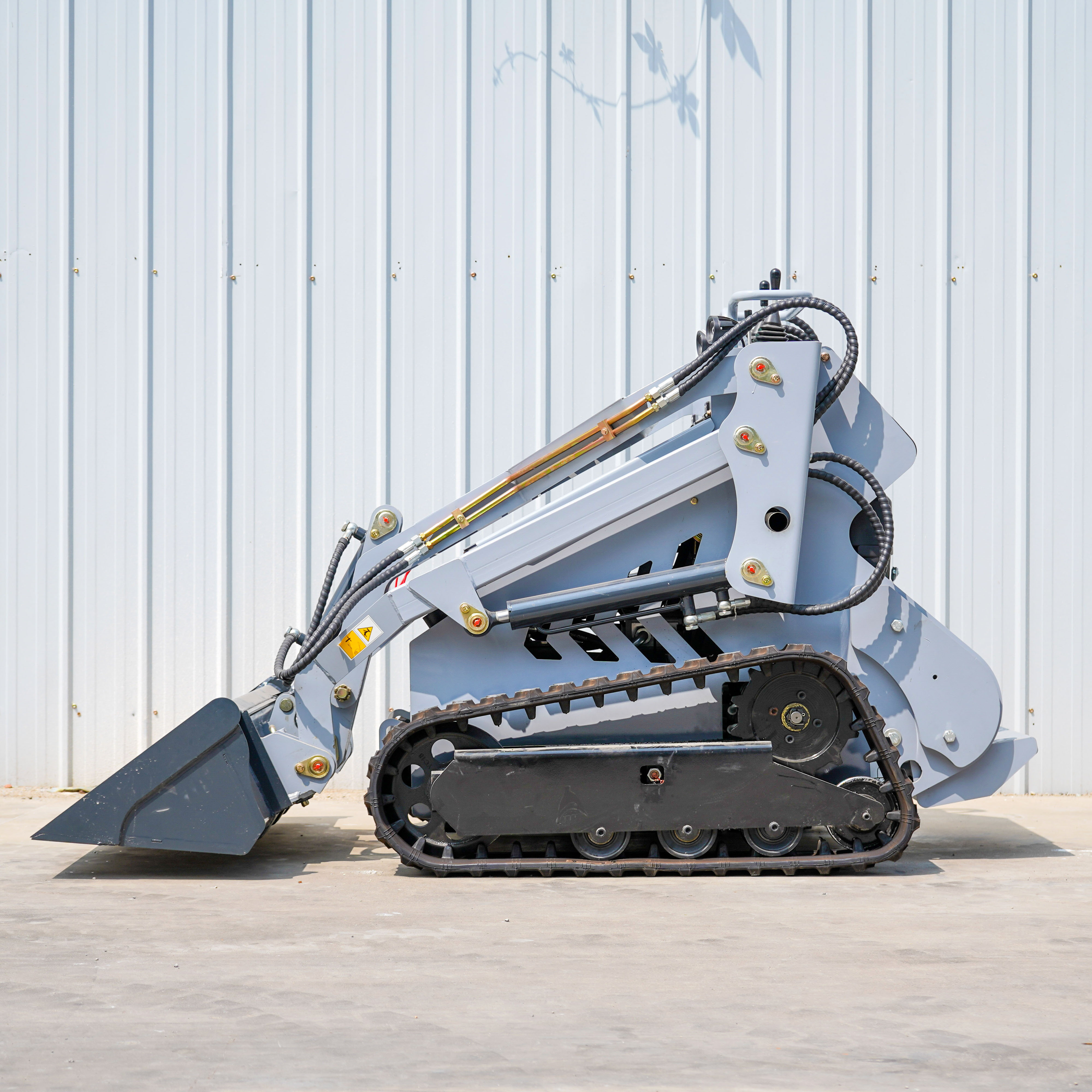 Cheapest EPA Euro5 China New Stand High Quality Mini Crawler Skid Steer Loader 330kg Small Loader Hot Sale