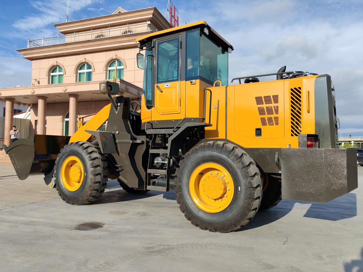 loader-4.jpg