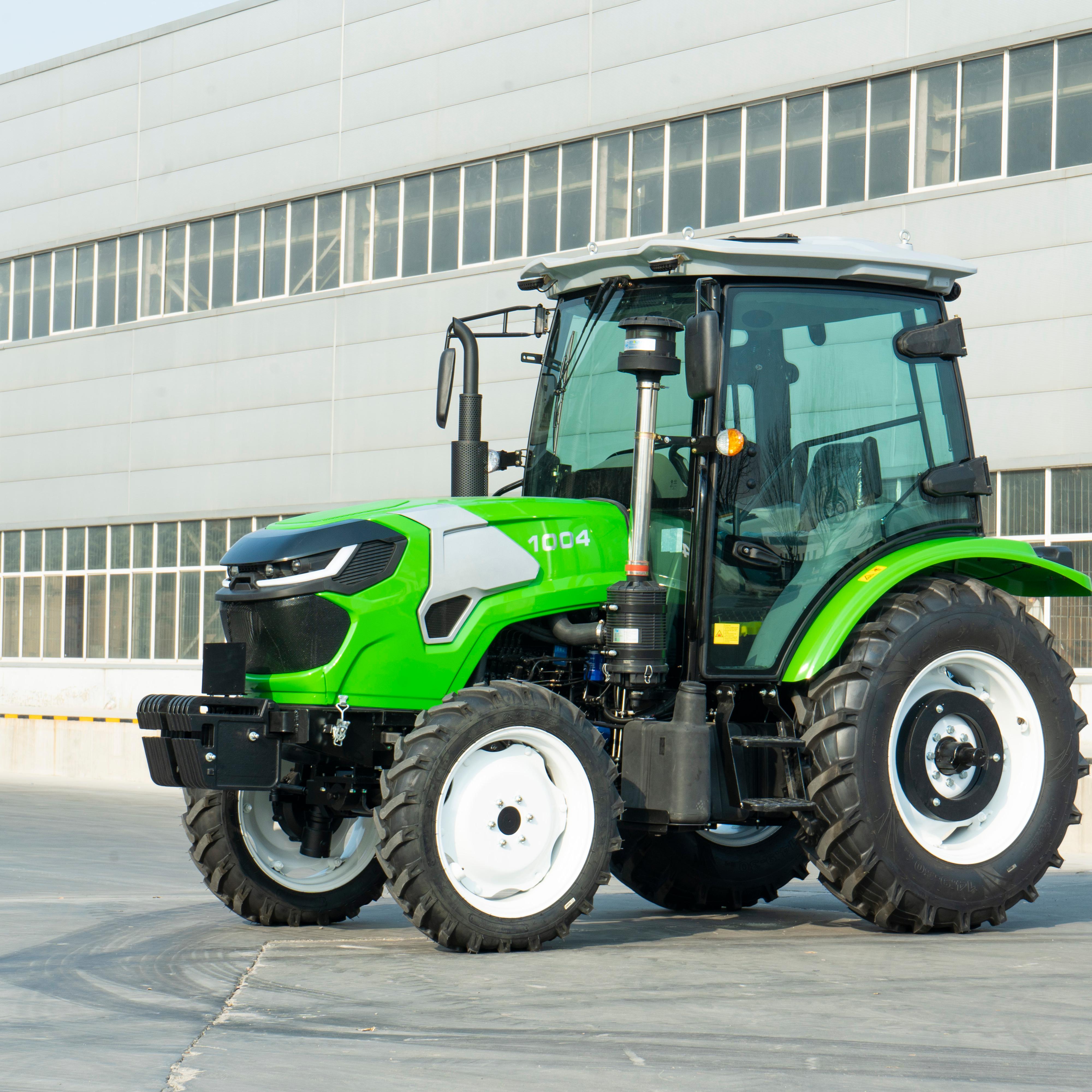 китайска търговия на едро: 4WD трактор, земеразравняваща техника, безплатна доставка, селскостопанска машина – трактор с прикачено оборудване