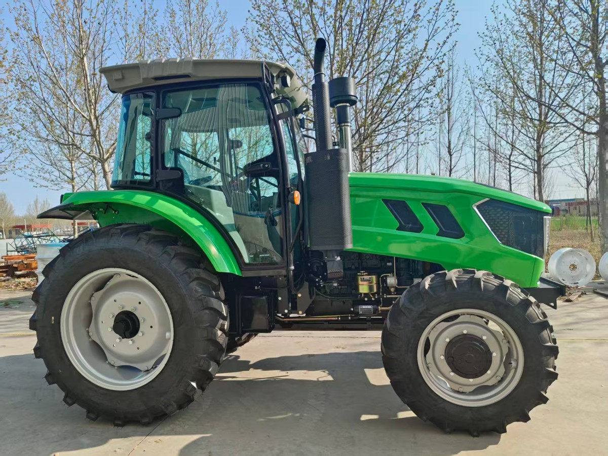 tractor-4(dd24898030).jpg