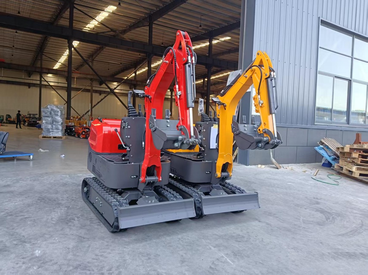 April 28: New Excavators Shipped to Germany