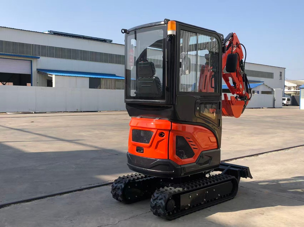 excavator-3.jpg