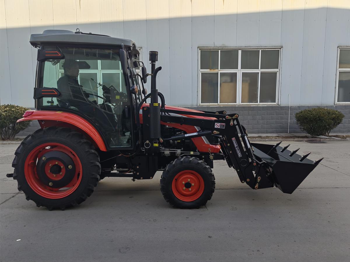 Traktor: Mahalagang makina sa mga proyekto ng agrikultura