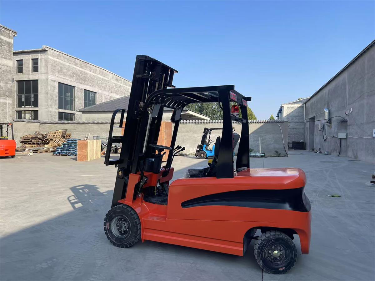 electric forklift