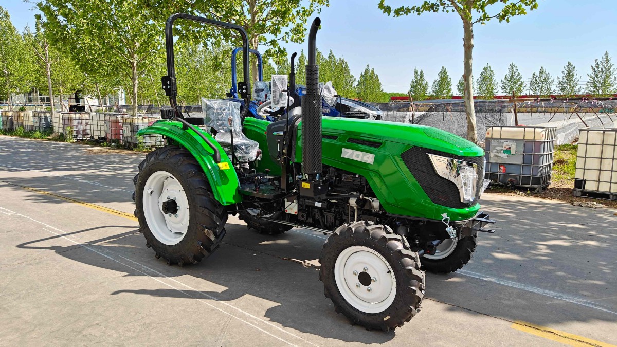 tractor-1.jpg