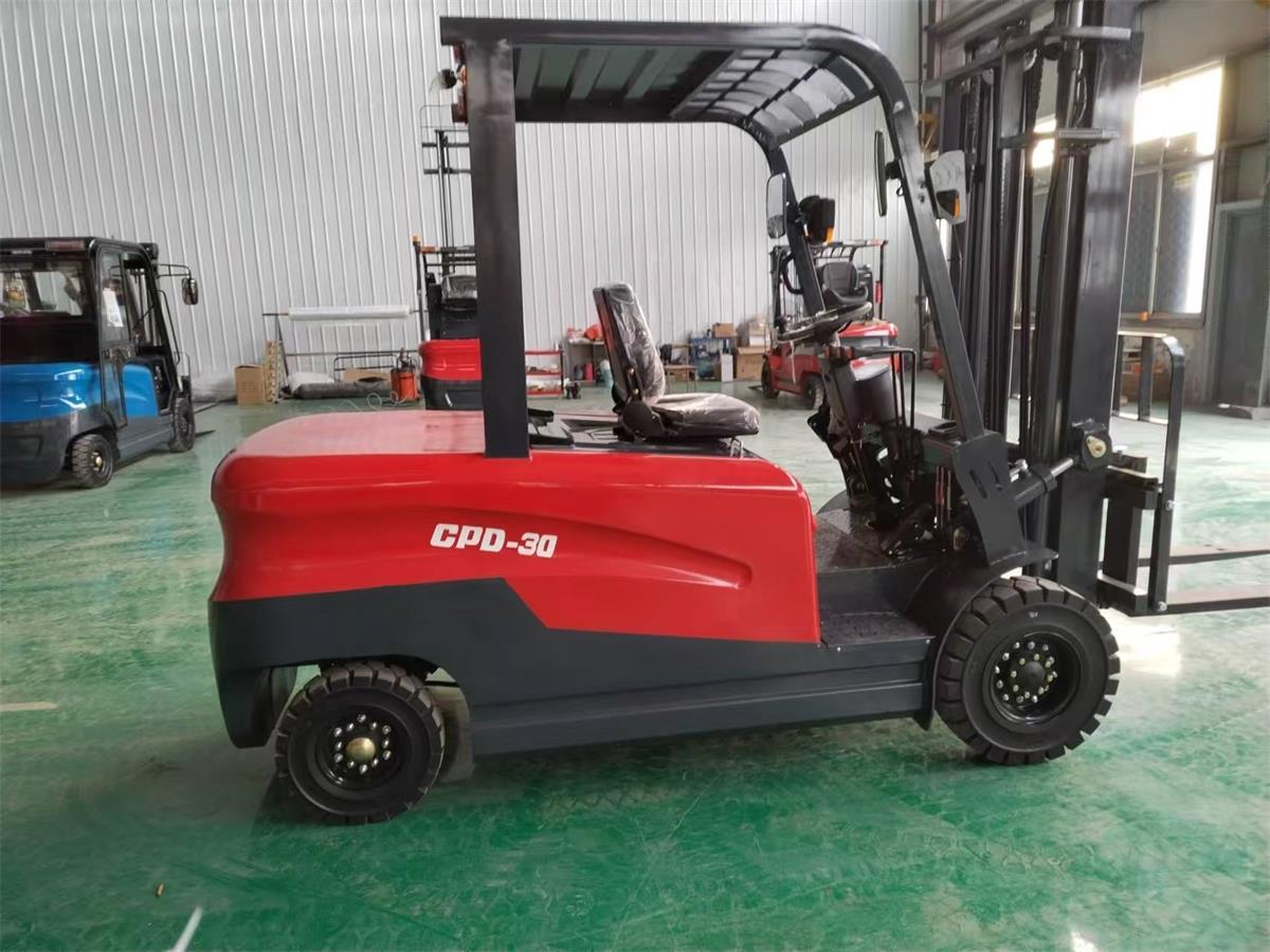 Ưu điểm của xe nâng điện là gì?