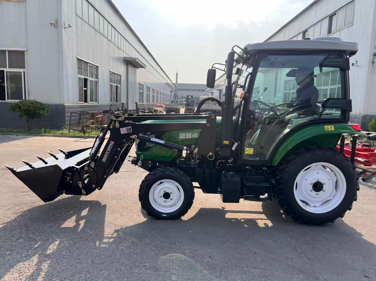 tractor.jpg
