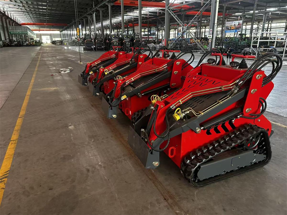 Shipment of 6 skid-steer loaders to Canada