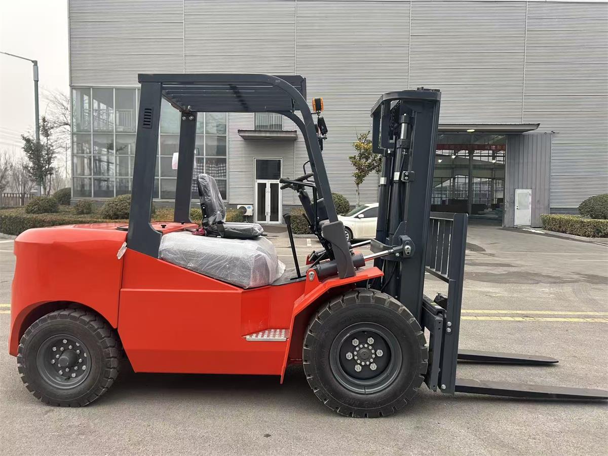 Ang mga elektrikong forklift ay nagbabago ng bagong ecosystem ng modernong logistics.