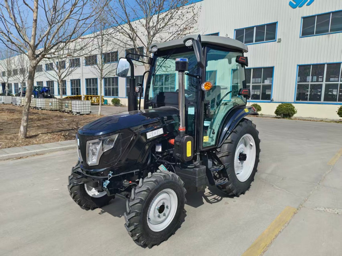 tractor.jpg