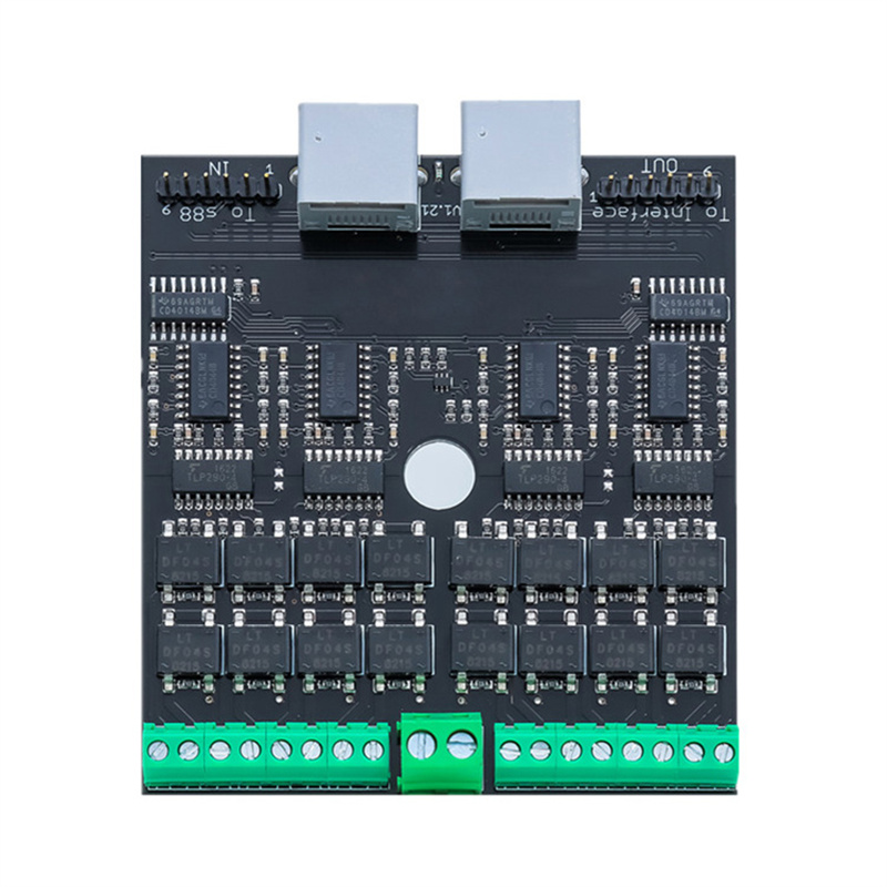 Assemblage de cartes de circuits électroniques par rapport à la fabrication de cartes de circuits imprimés : principales différences