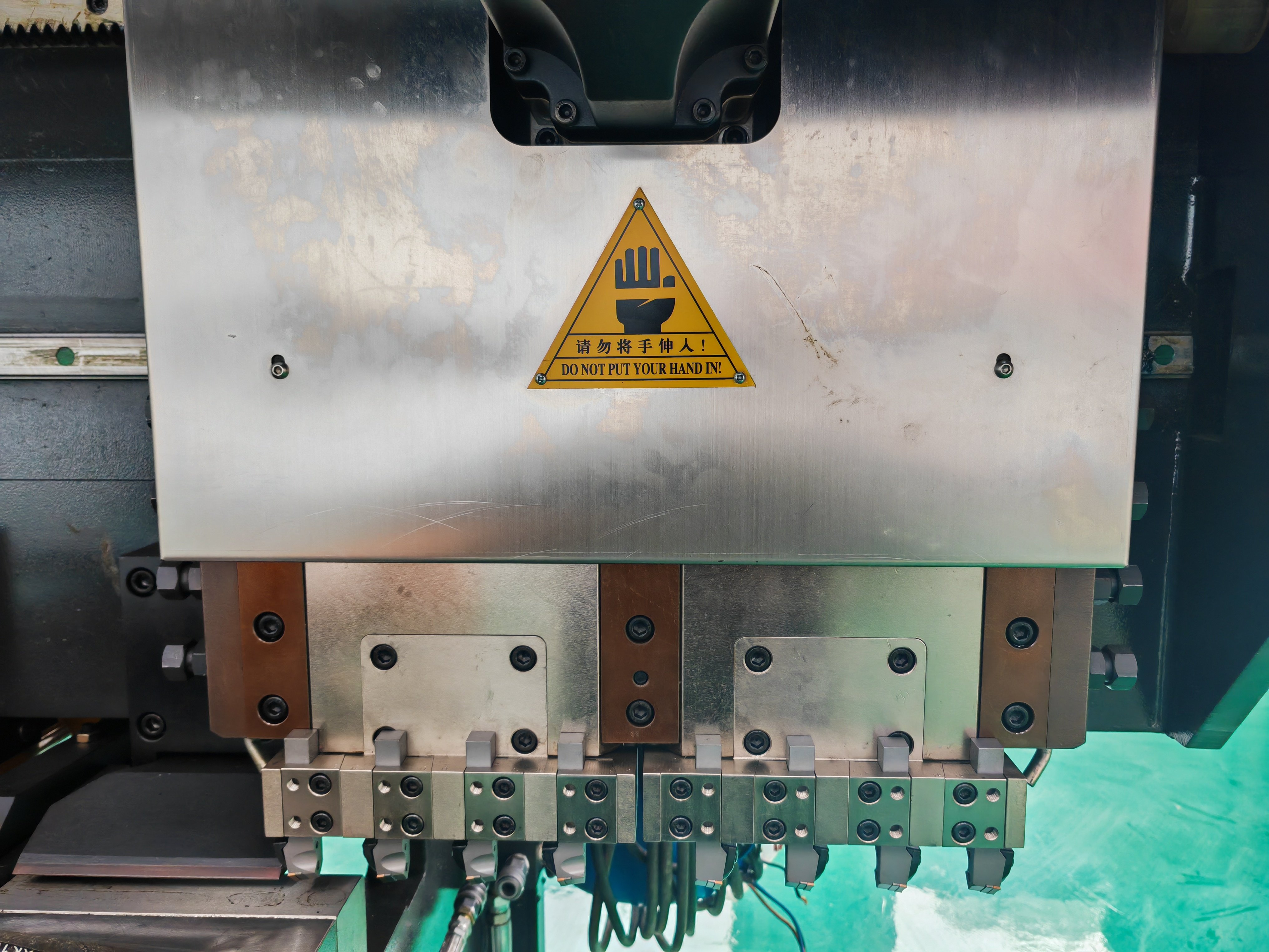 Versatile Material Handling Capabilities