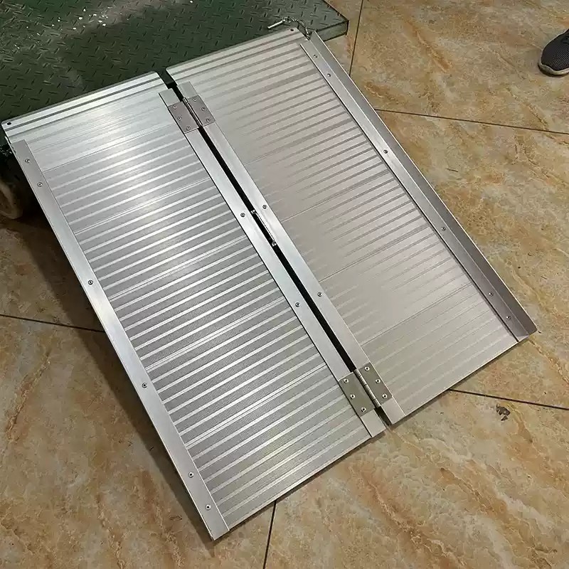 KSM-WR03 Non-slip aluminum folding handicap ramp custom factory portable wheelchair ramp for handicapped scooters