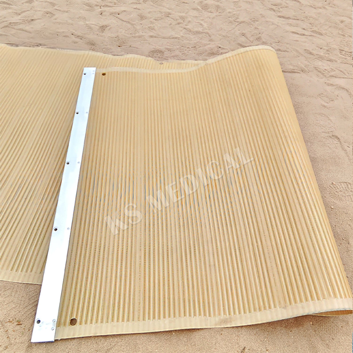 Waterproof Anti-Slip Surface Portable Beach Access Mat for Disabled Elderly Wheelchair Users Length Customizable Barrier-Free Mat