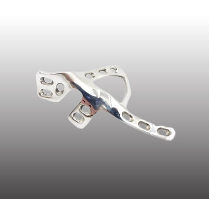 Retractor