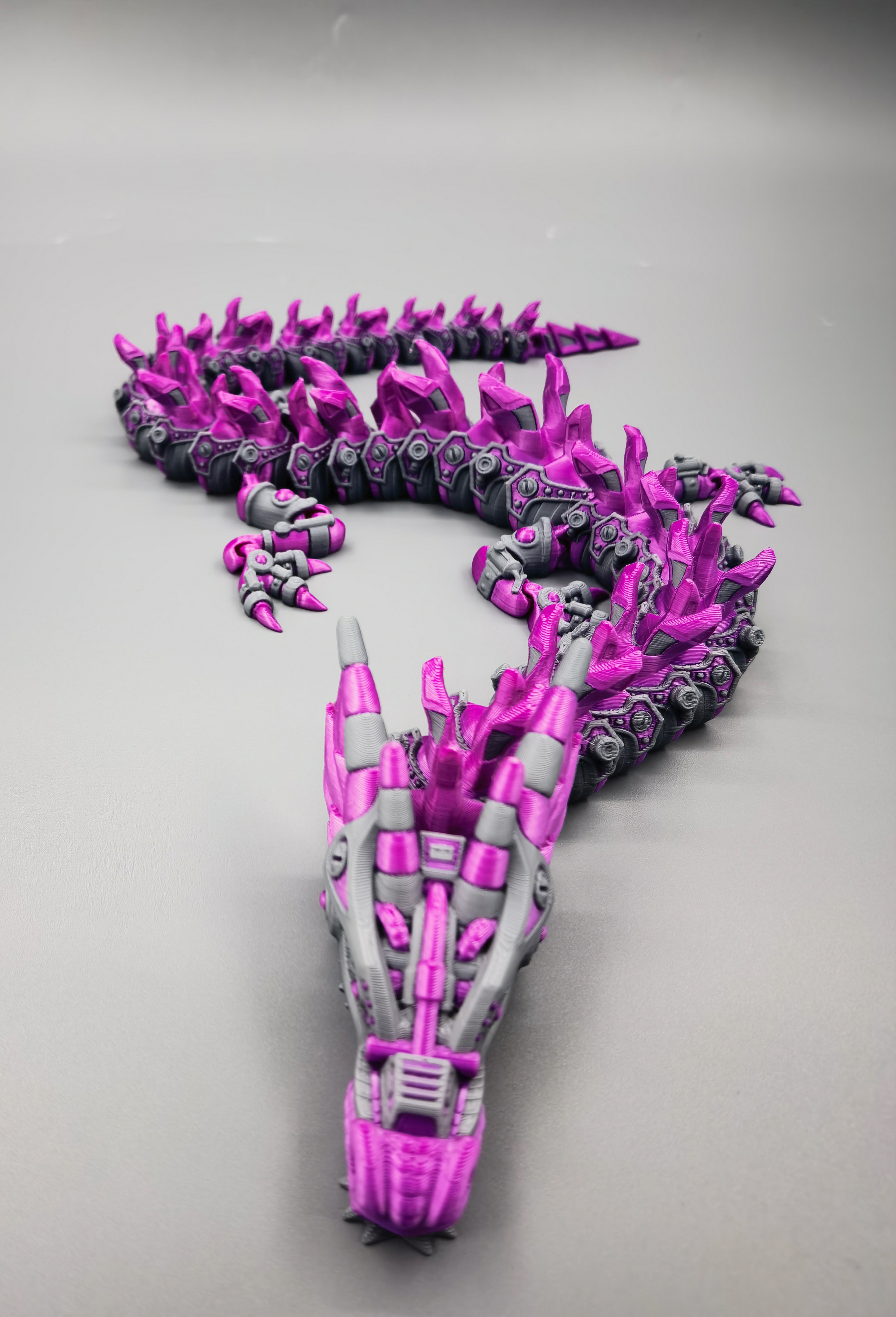 Naturally Degradable PLA Hinge Structure Joint Movable Decompression 3d Printed Dragon details