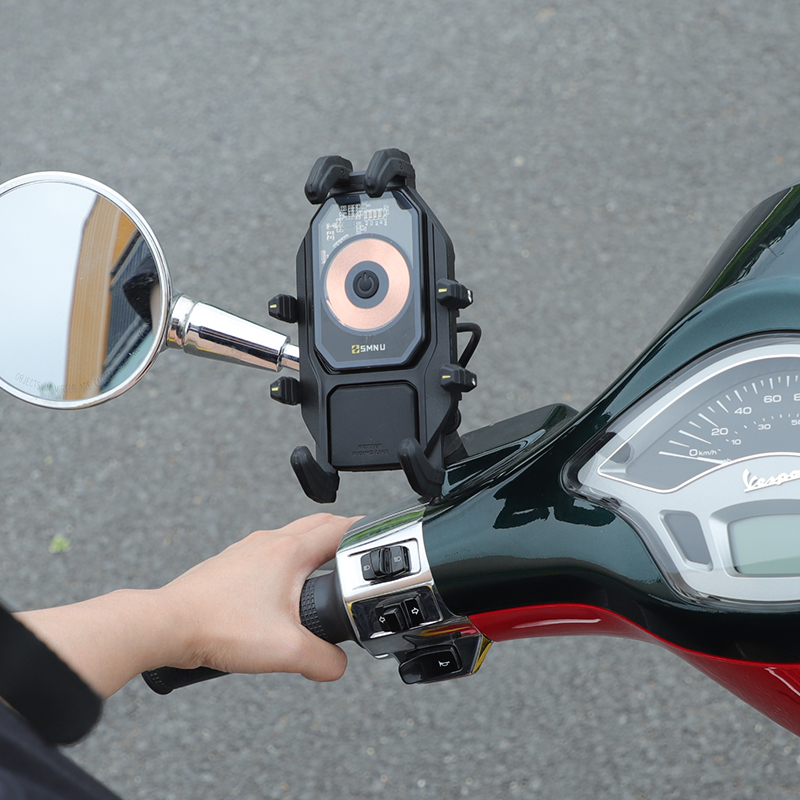 How Does a Motorcycle Mobile Phone Holder Enhance Convenience?