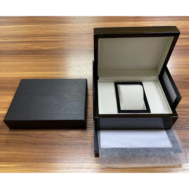 watch box.jpg