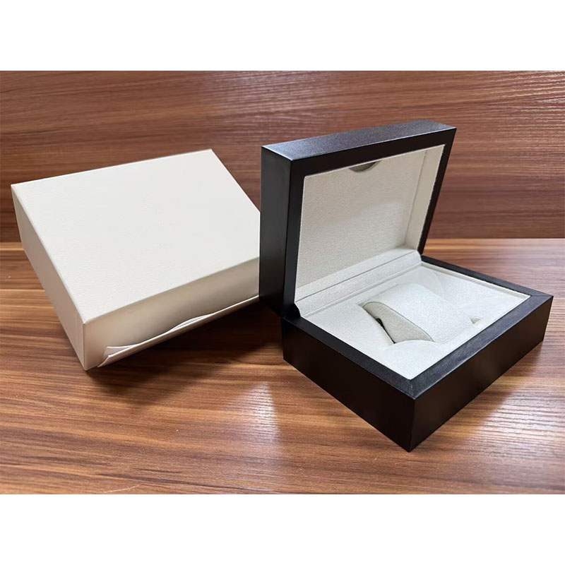 High-End Watch Presentation Box, Premium Black Leather Watch Box, Timeless Style for Luxury Timepieces