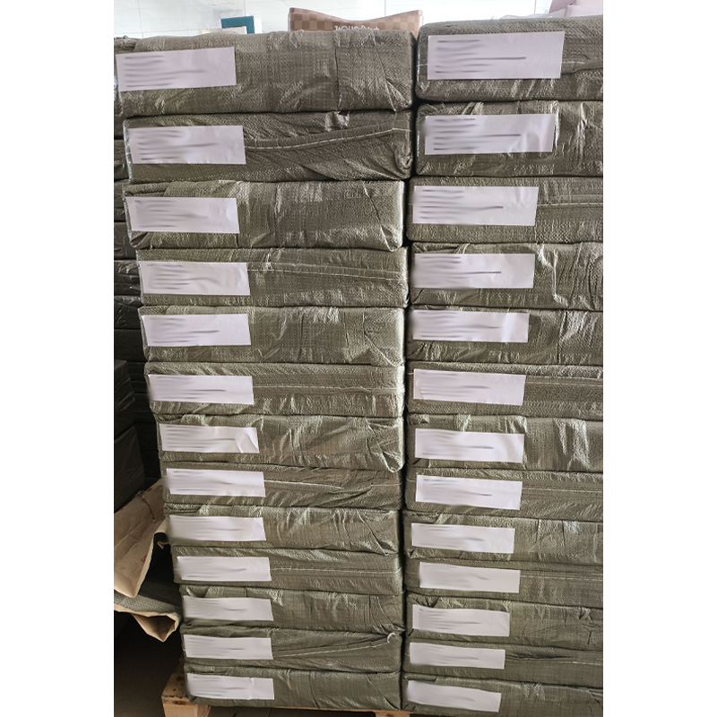 Wholesale bulk stacked disposable car floor mat paper warehouse factory shipment woven bag packaging.jpg