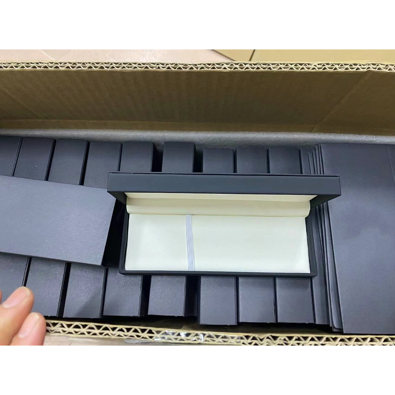 Rigid boxes packed in export carton for bulk shipping, with inner lining and neat arrangement.jpg