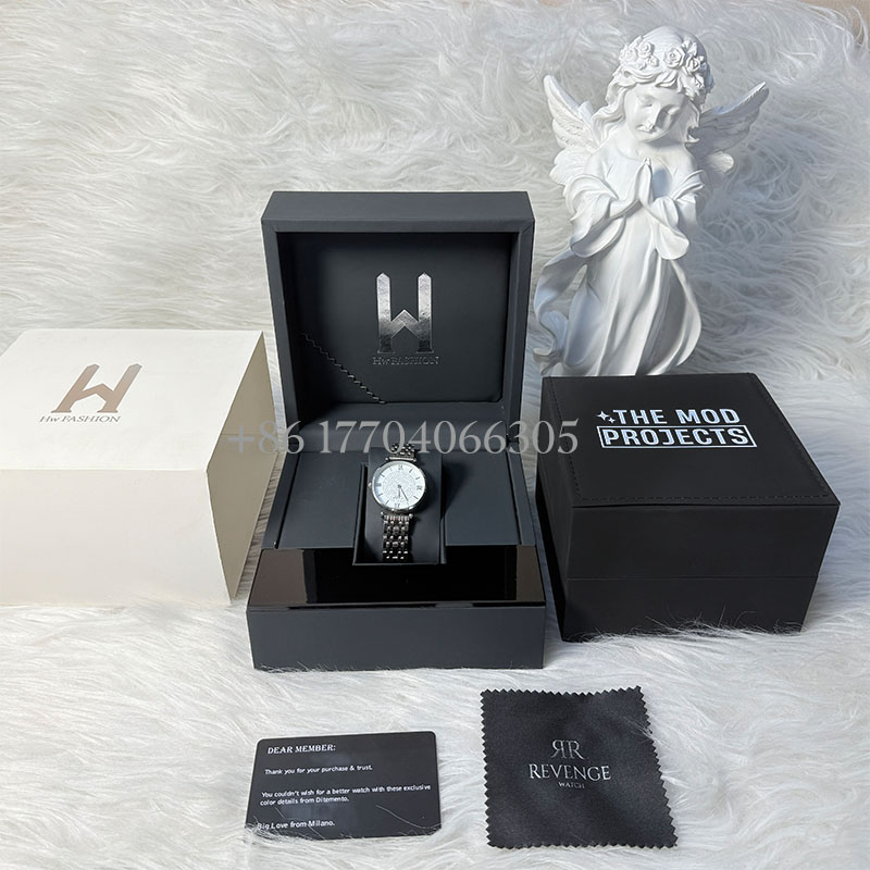 Luxury Custom Logo Watch Box Black Rigid Flip-Top Watch Packaging Box with Pillow
