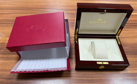 Custom Luxury Wooden Watch Gift Box | Exclusive Hardware Mold Opening Case