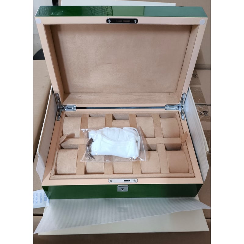 Luxury Green Piano Lacquer 10 Slots Wooden Watch Storage Box Flip Top Watch Collection Case Soft Beige Liner Metal Lock Custom Logo Watch Display Gift Box For Retail