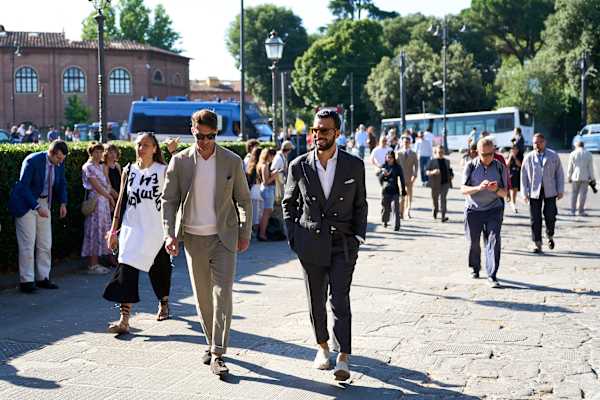 Pitti Uomo 110 Series 2: How Formalwear Trends Change Sampling and Fabric Preparation