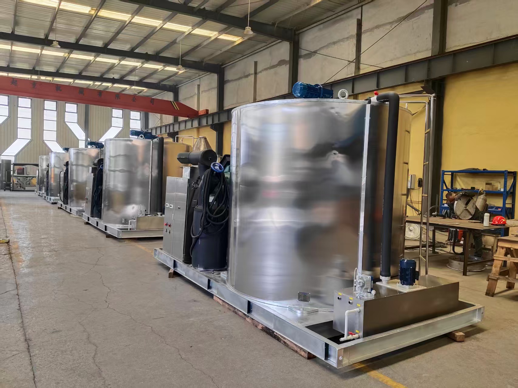 Five 30-ton stainless steel flake ice machines have been completed and are ready for shipment