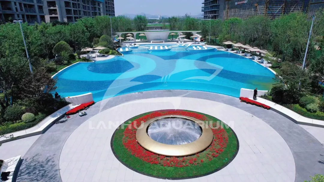 [Lanhu Aquarium Engineering project]Super Resort Style | Shaoxing Jinchang 360-degree Curved Acrylic Swimming Pool Completed.
