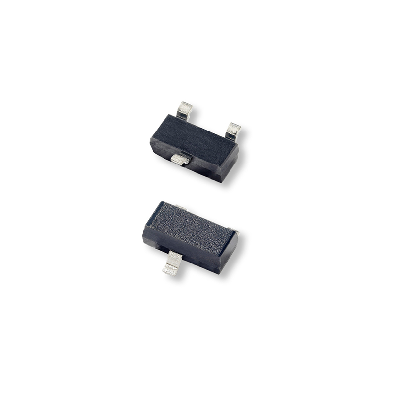 SM712 Seria SM712-02HTG Mały rozruch 600W Kwalifikowany do AEC-Q101 Asymetryczny układ diodowy TVS