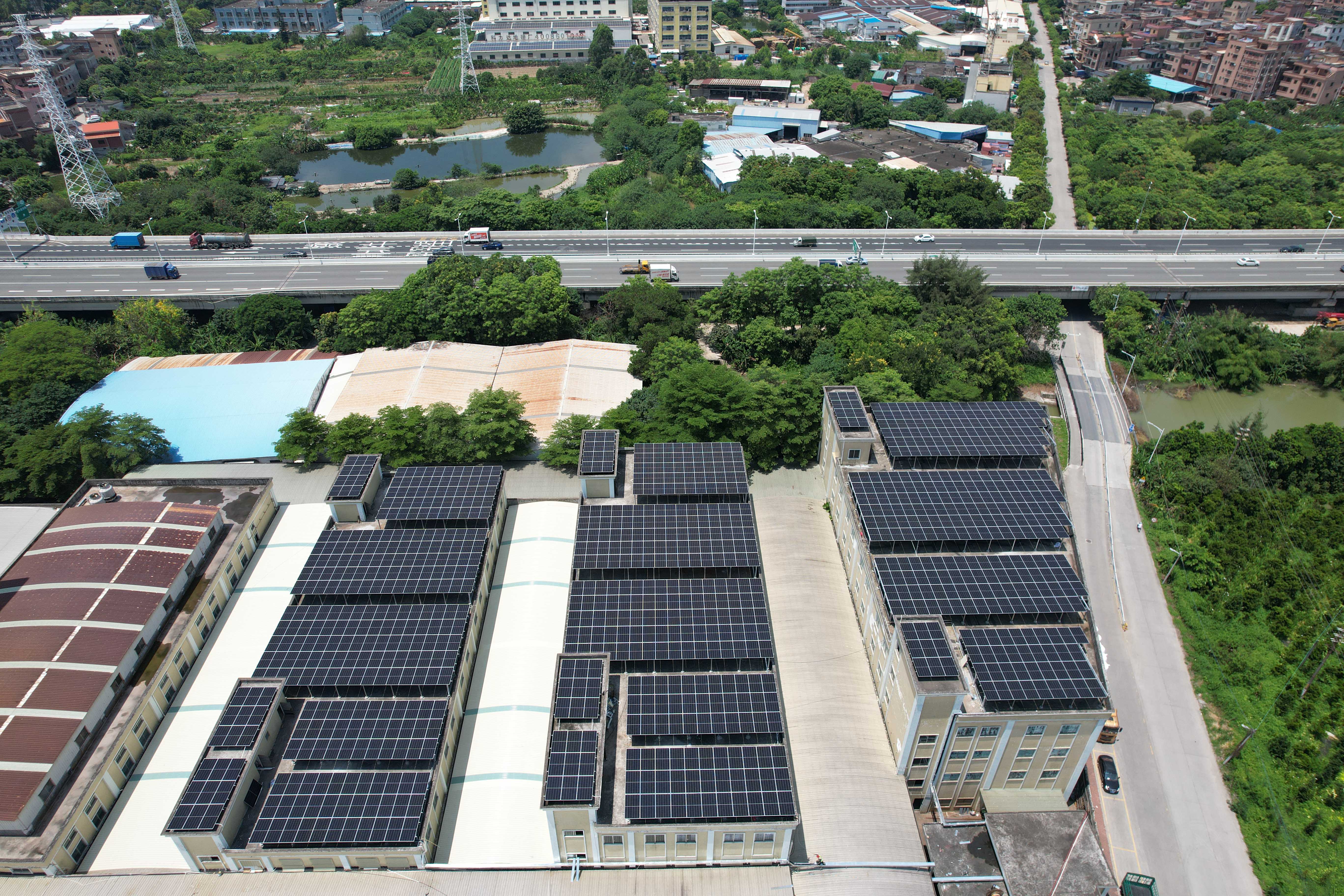 Dongguan wash clean material  factory682.44 Wp on grid solar plant EPC solution
