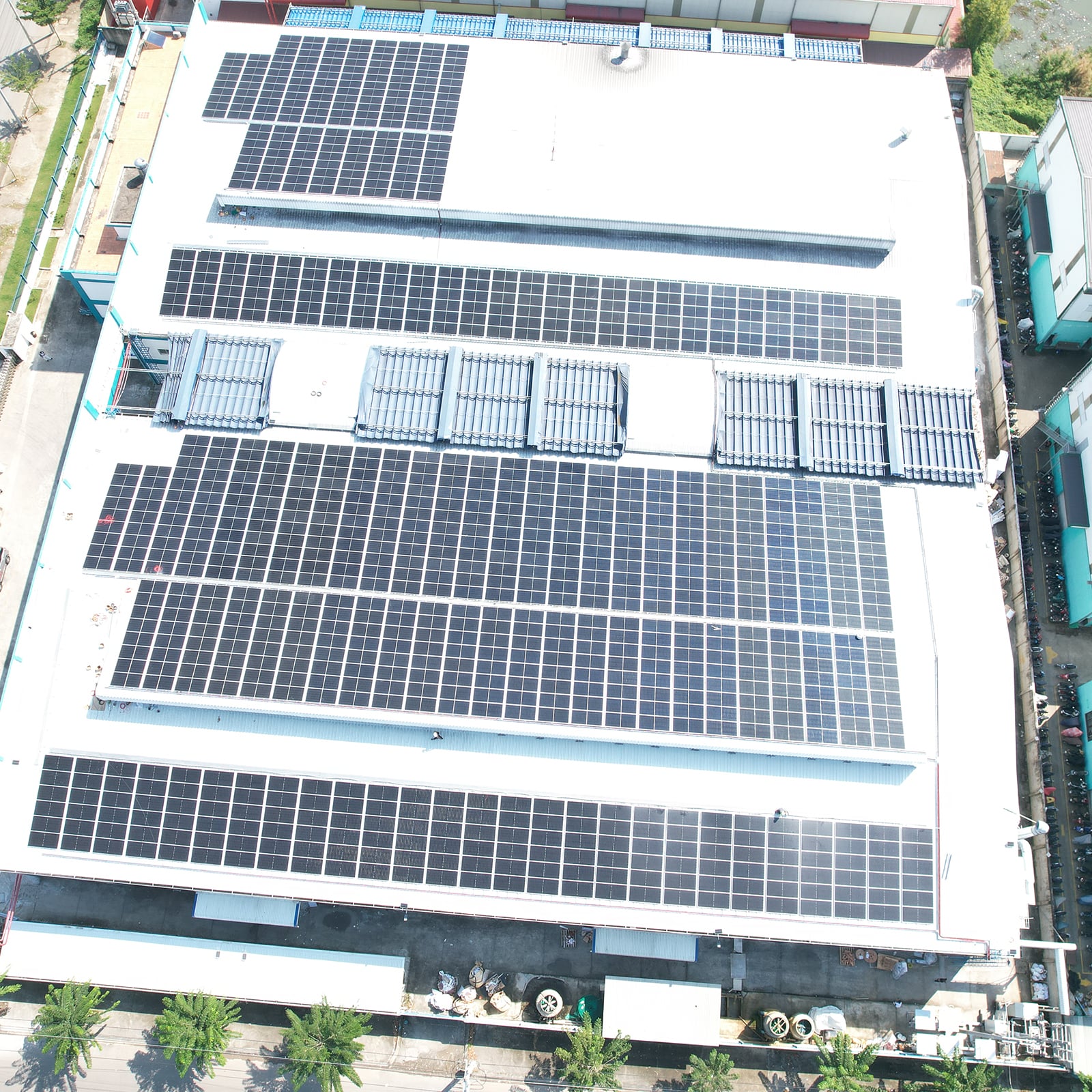 Vietnanm Ho Chi Minh 620kW antiback flow grid on solar system 