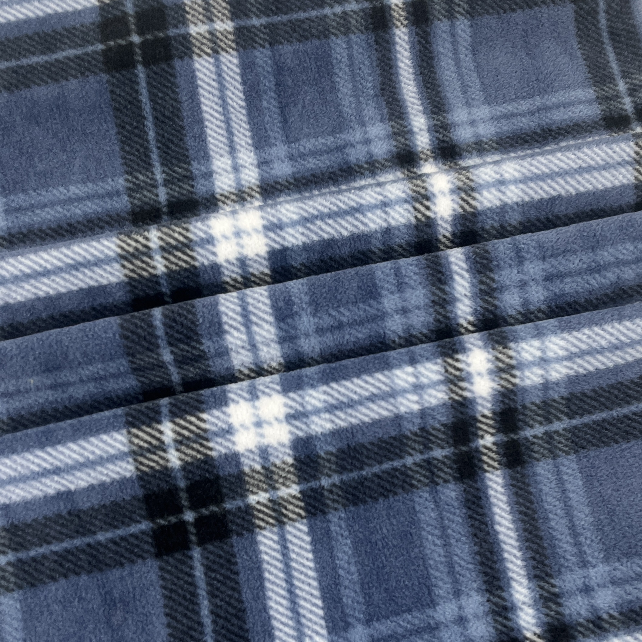 polar fleece fabric.jpg