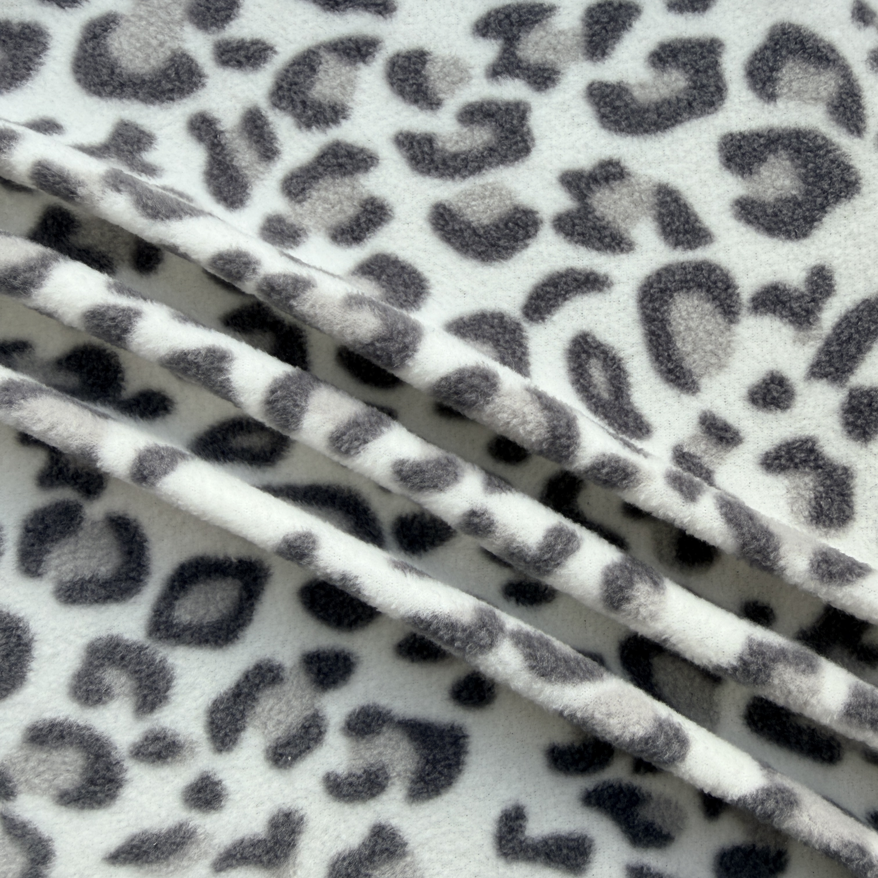 polar fleece fabric.jpg