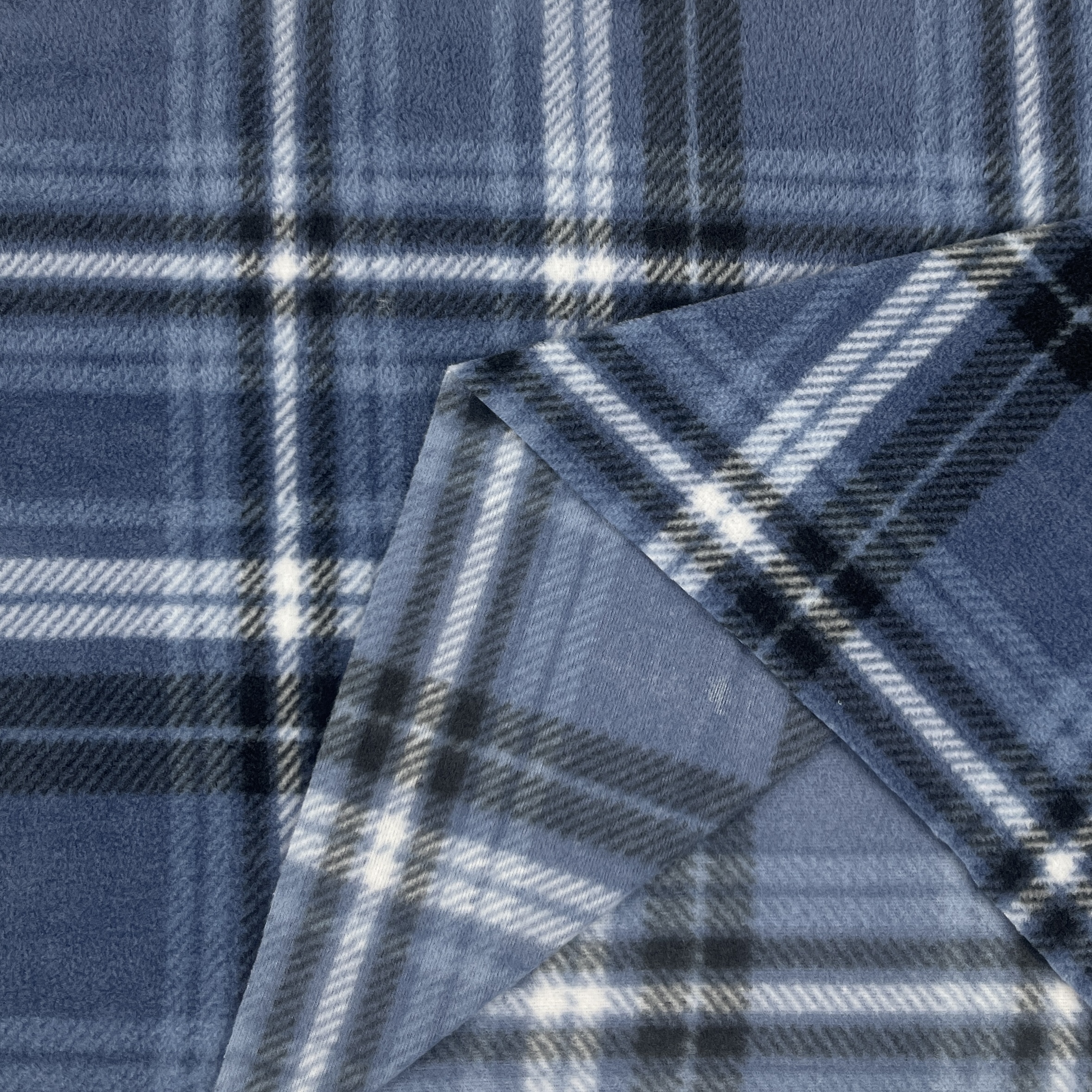 polar fleece fabric.jpg