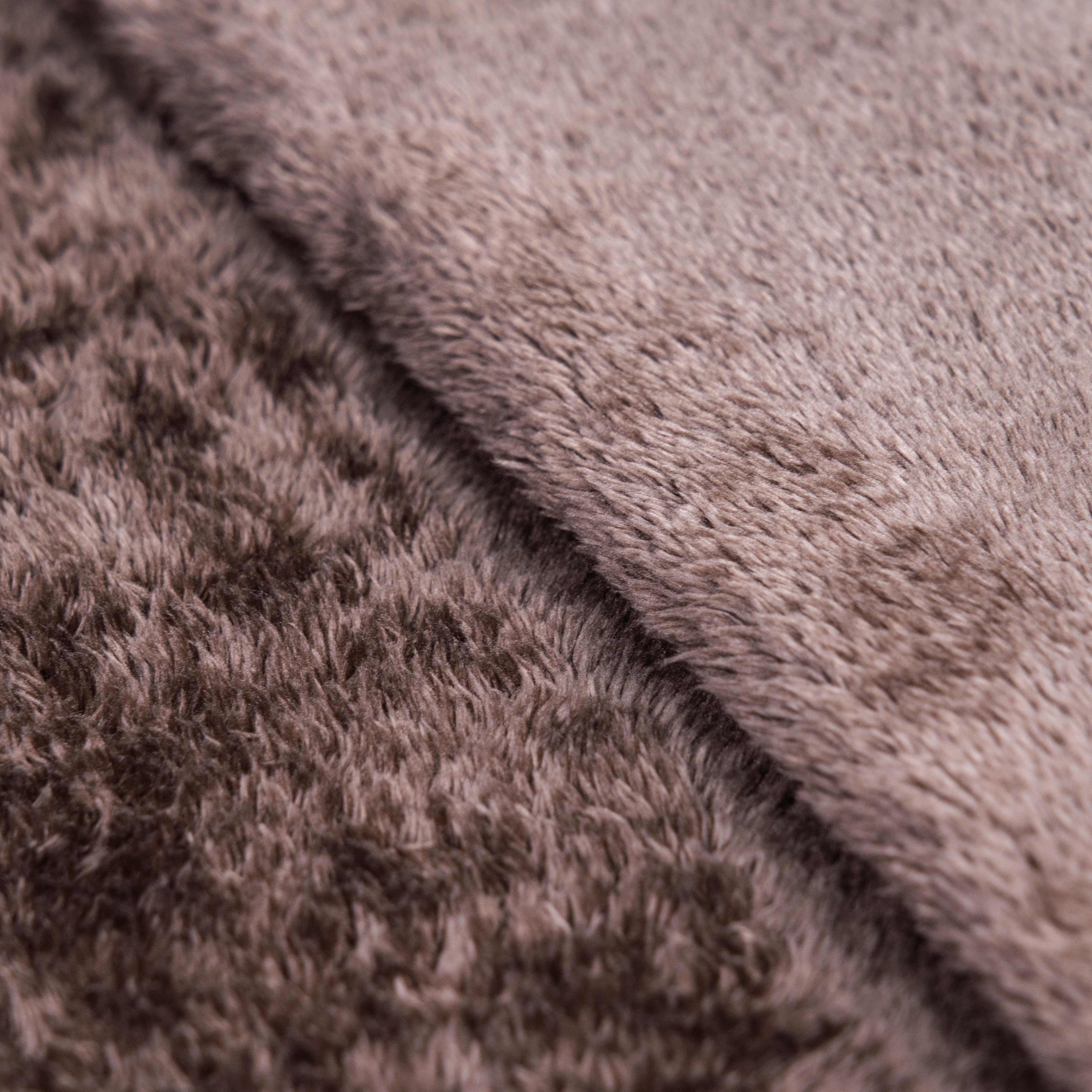 fleece fabric.jpg