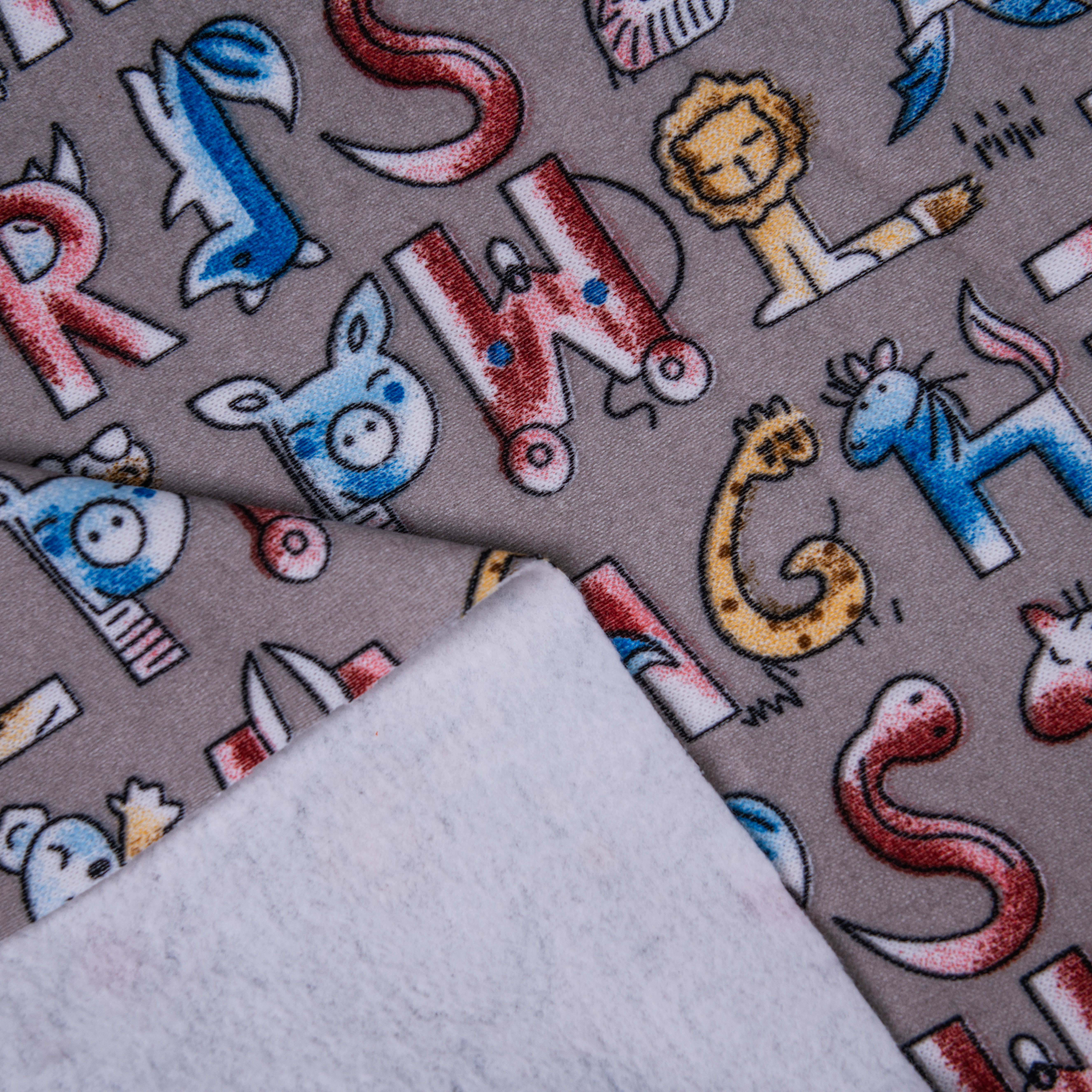 Exploring the Versatility of Single Side Fleece Fabric in Fashion