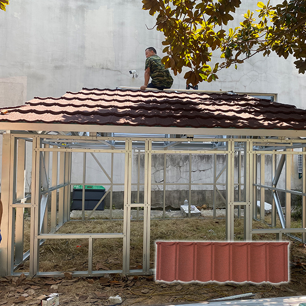 What Factors Influence the Cost of Hip Roof Construction?