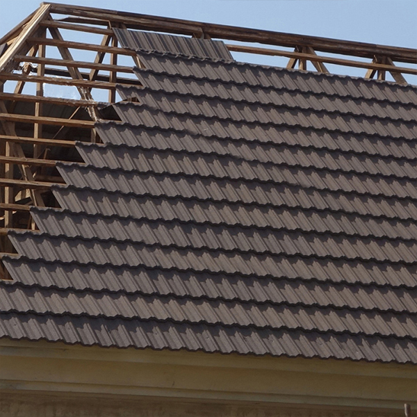 What Are the Benefits of Choosing Stone Coated Metal Roofing for Your Projects?