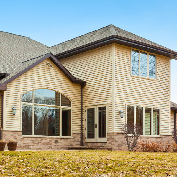 Common Issues with Wooden Roof Shingles and How to Solve Them