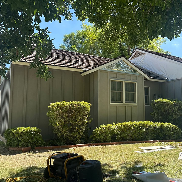 Where to Discover Current Trends in Siding Design and Aesthetics?
