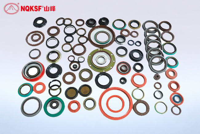 How to Select the Right Rubber Material for a Sealing Application?