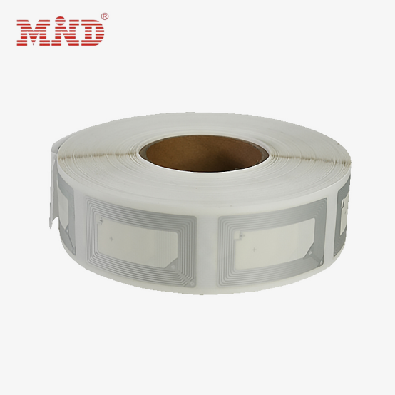 Performance Analysis of UHF RFID Tags on Various Material Surfaces