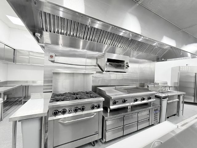 How to develop hotel kitchen design plans for a luxury hotel?