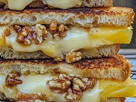 Pineapple Teriyaki Chicken Sandwich.jpg